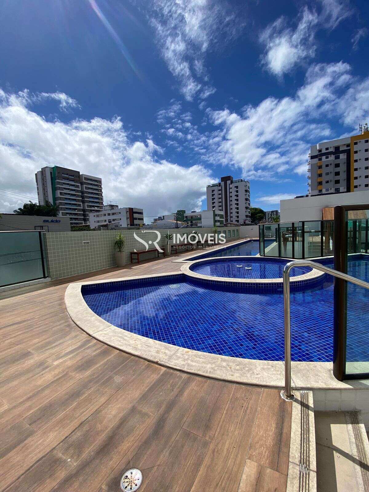 Apartamento à venda com 2 quartos - Ponta Verde,Maceió